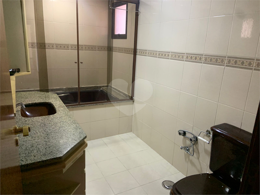 APARTAMENTO em VILA LEOPOLDINA