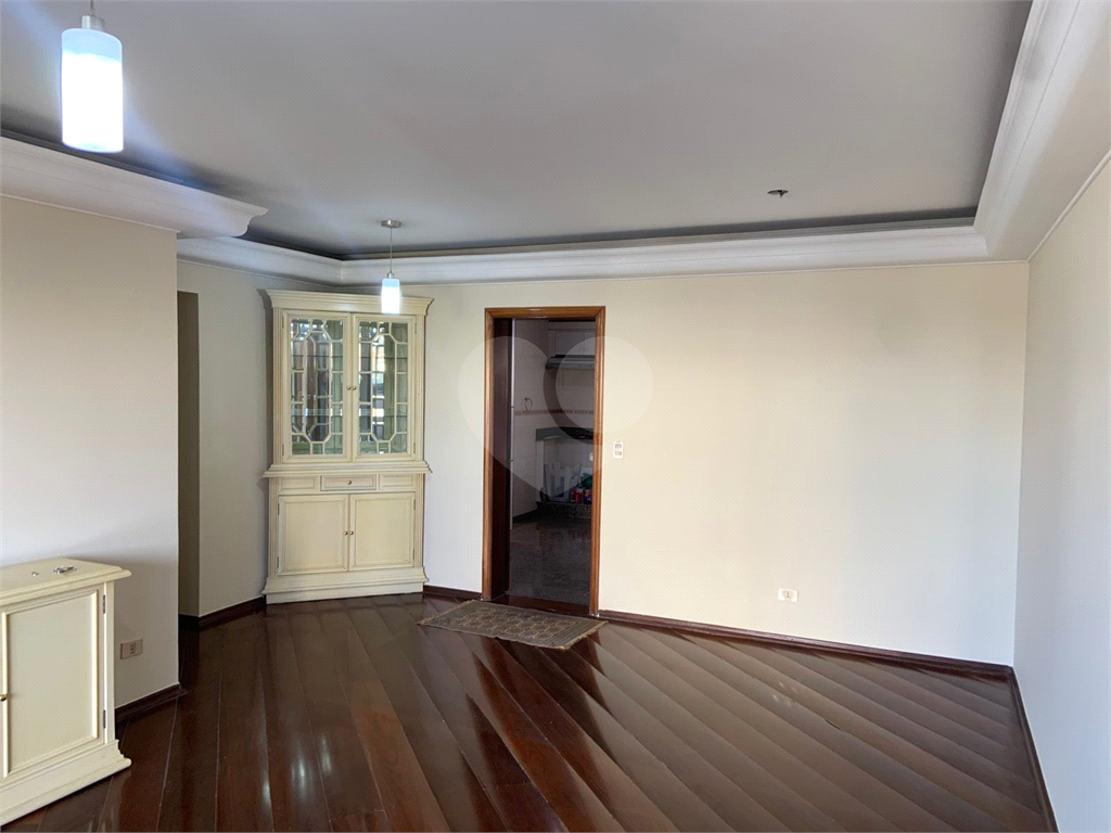 APARTAMENTO em VILA LEOPOLDINA