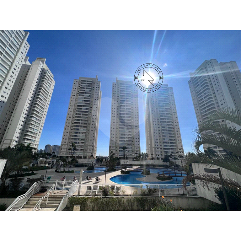 Apartamento à venda com 3 quartos, 107m² - Foto 2