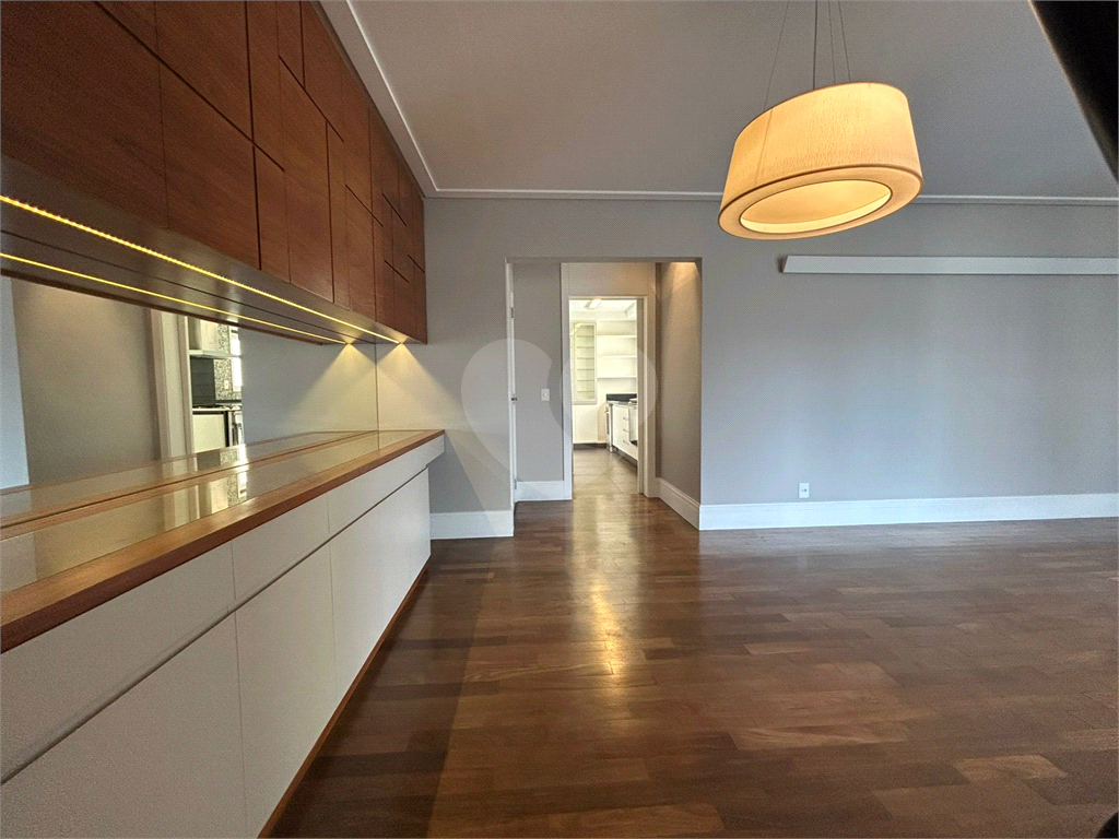 APARTAMENTO PARA LOCAÇÃO EM PINHEIROS