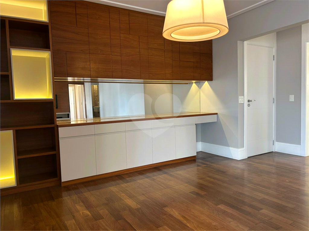 APARTAMENTO PARA LOCAÇÃO EM PINHEIROS