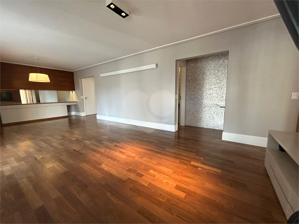 APARTAMENTO PARA LOCAÇÃO EM PINHEIROS
