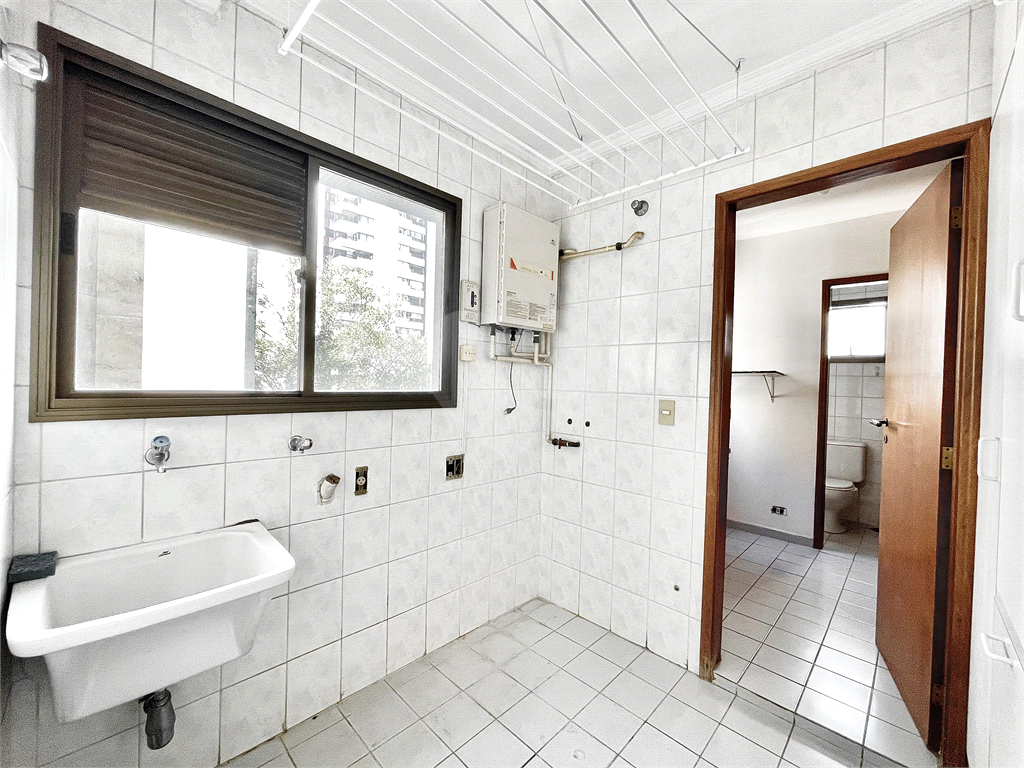 APARTAMENTO 3 DORMITÓRIOS À VENDA NA ACLIMAÇÃO VENDER