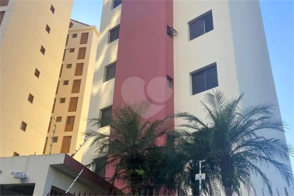 Apartamento à Venda | 138 m² | 3 dormitórios | 1 suíte | 3 vagas na Vila Bastos!