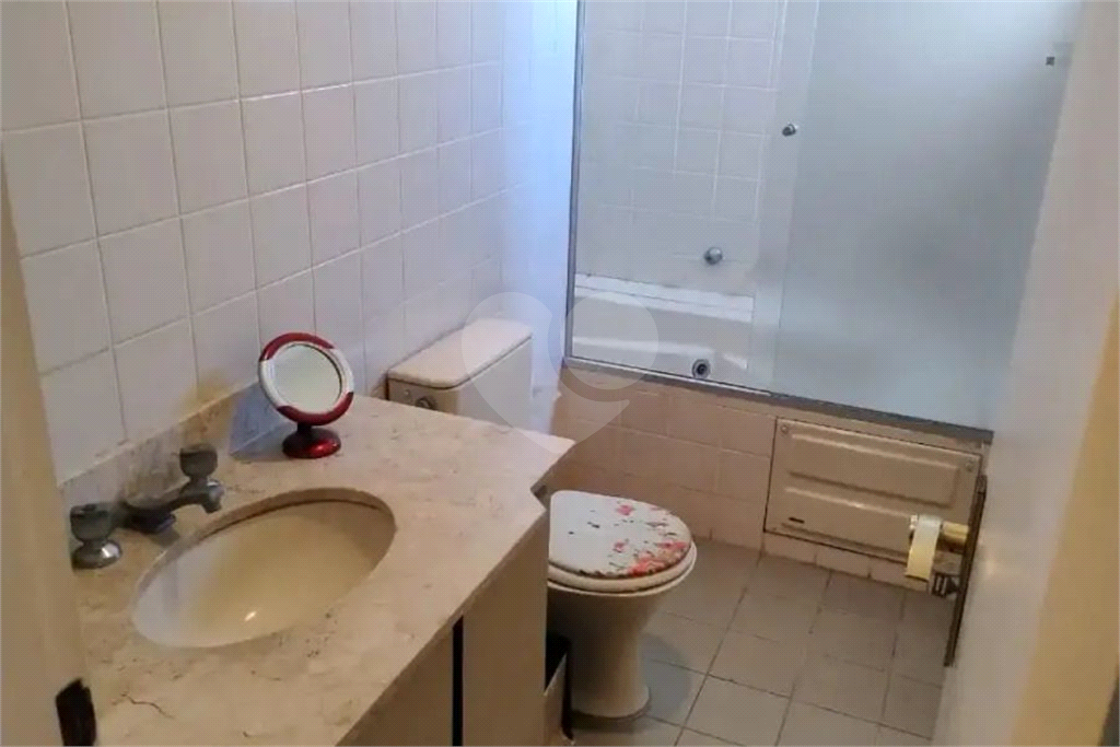 Apartamento à Venda | 138 m² | 3 dormitórios | 1 suíte | 3 vagas na Vila Bastos!