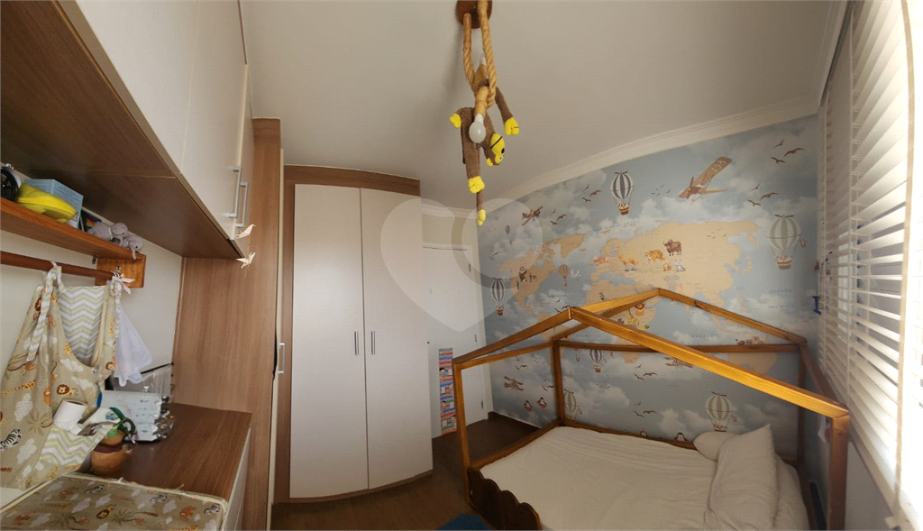 APARTAMENTO em VILA ROSÁLIA