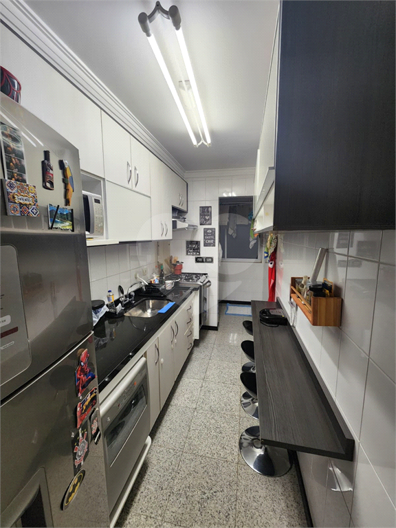 APARTAMENTO em VILA ROSÁLIA