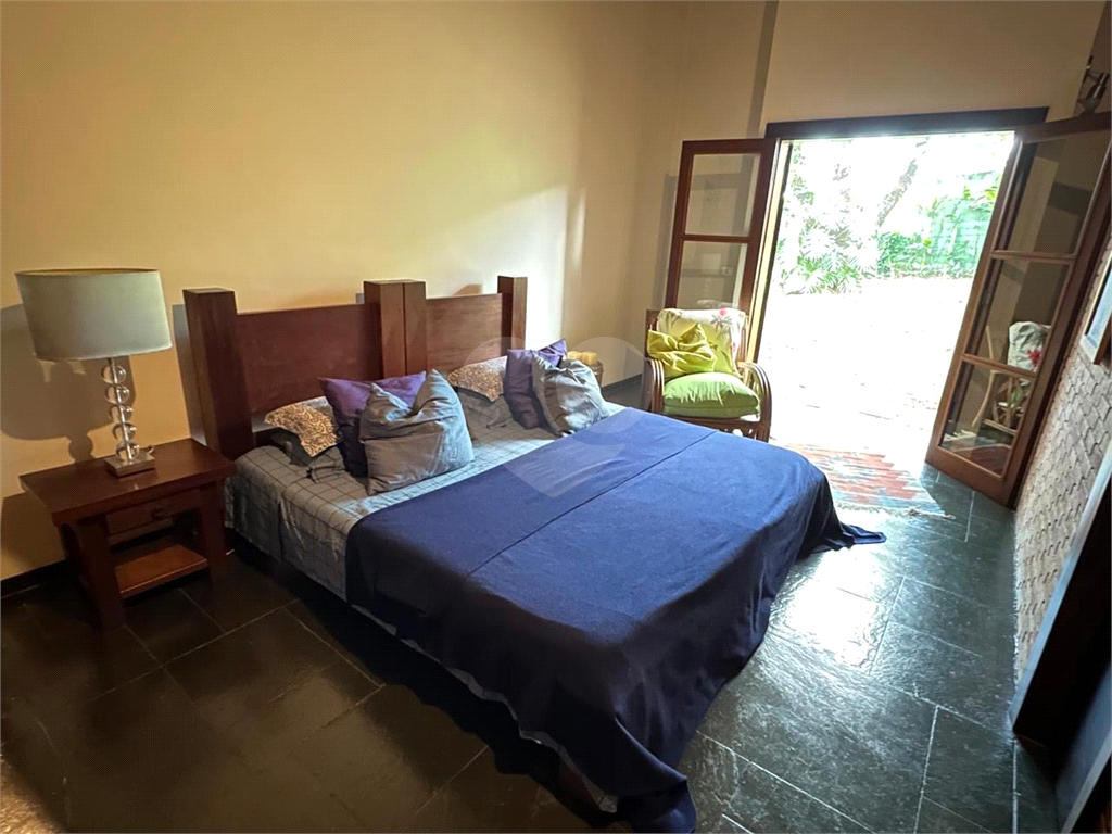 Casa à venda com 4 quartos, 660m² - Foto 10
