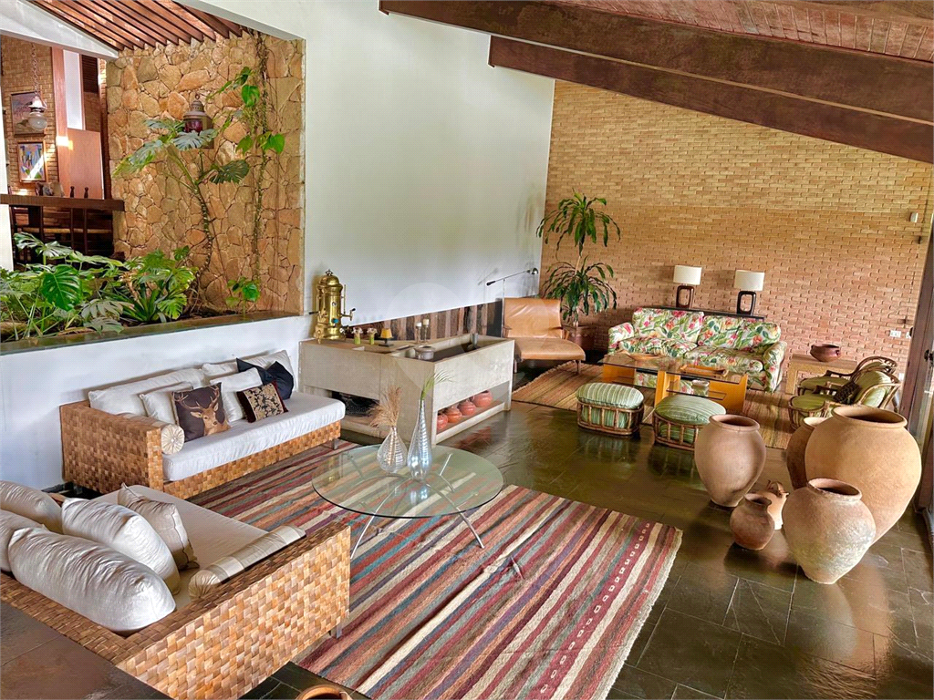 Casa à venda com 4 quartos, 660m² - Foto 3