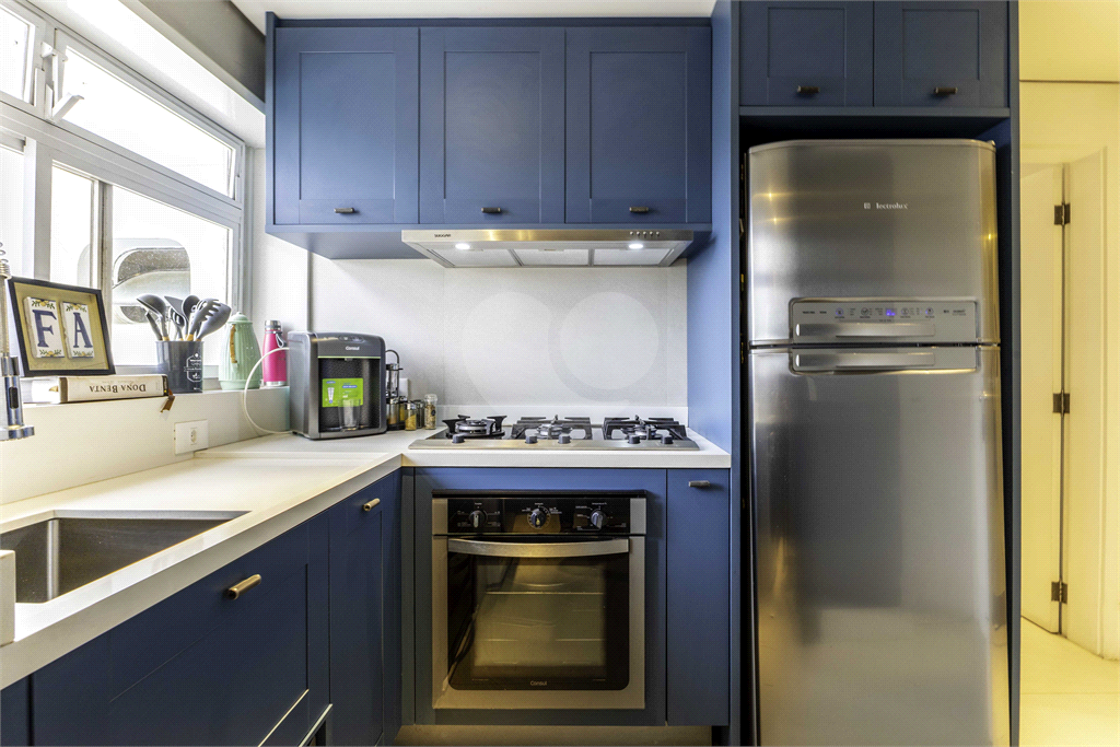 APARTAMENTO À VENDA COM 2 QUARTOS - 2 VAGAS - 122M2 NO JARDIM PAULISTA