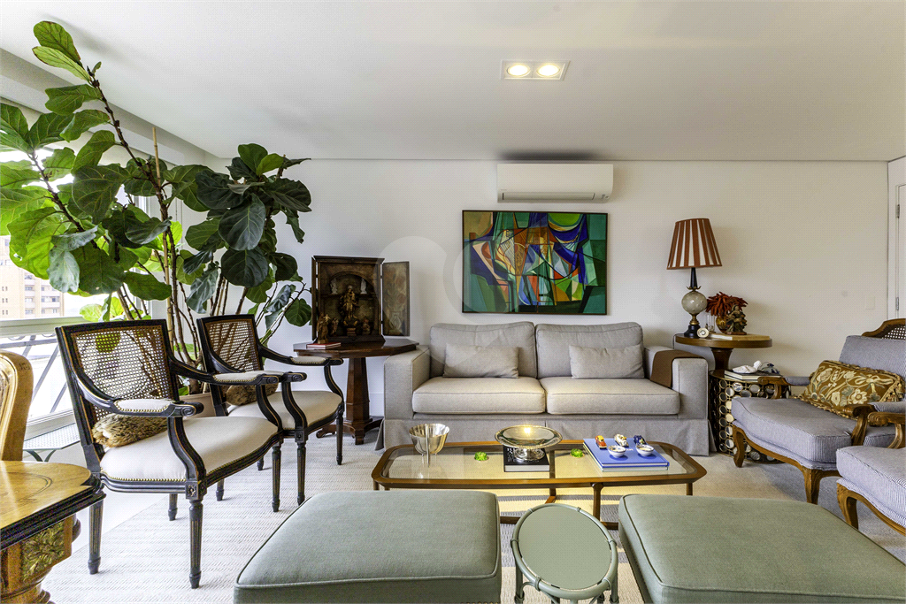 APARTAMENTO À VENDA COM 2 QUARTOS - 2 VAGAS - 122M2 NO JARDIM PAULISTA