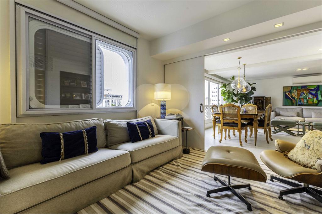 APARTAMENTO À VENDA COM 2 QUARTOS - 2 VAGAS - 122M2 NO JARDIM PAULISTA