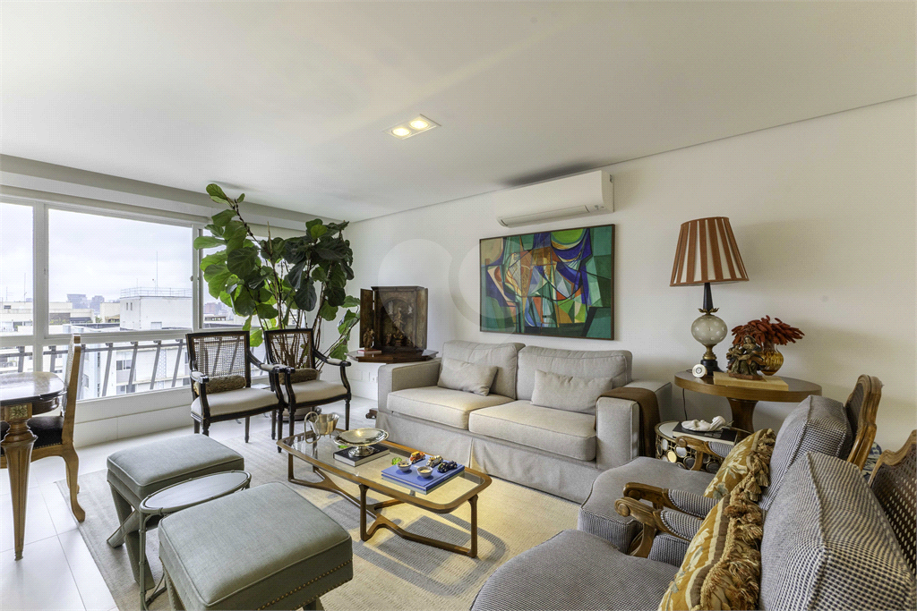 APARTAMENTO À VENDA COM 2 QUARTOS - 2 VAGAS - 122M2 NO JARDIM PAULISTA