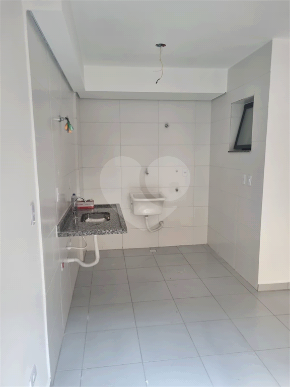 Apartamento Térreo à Venda na Vila Medeiros 