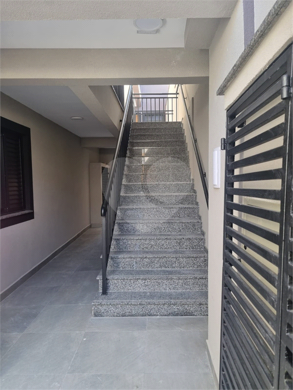 Apartamento Térreo à Venda na Vila Medeiros 