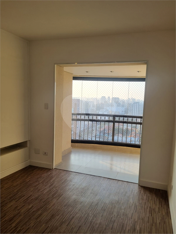 APARTAMENTO em VILA MARIANA