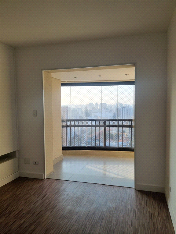 APARTAMENTO em VILA MARIANA