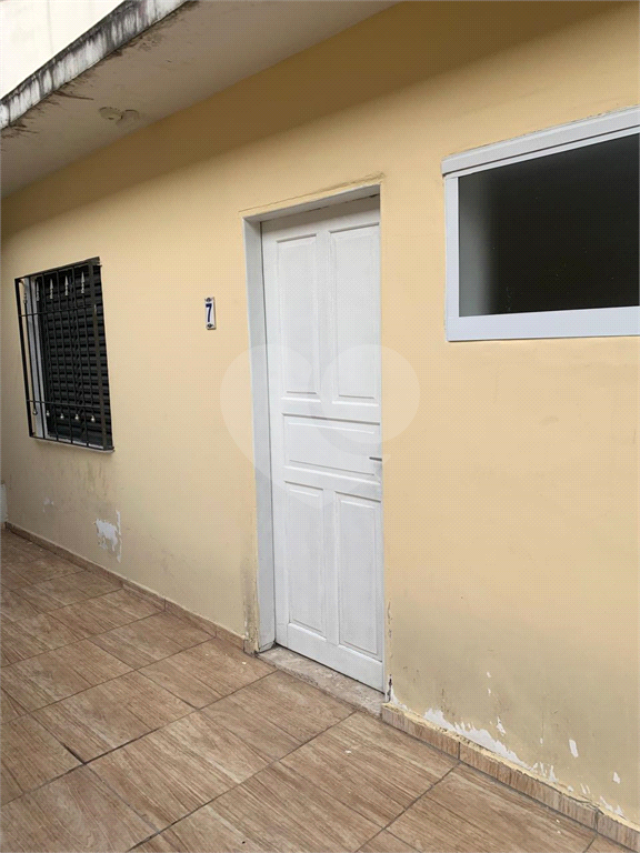 Casa com 7 estúdios - Imirim