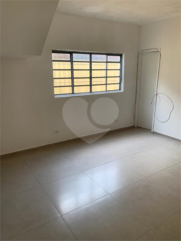 Casa com 7 estúdios - Imirim