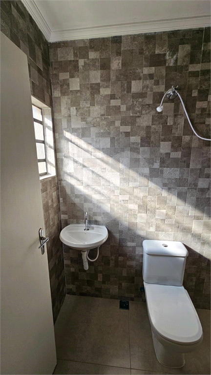 Casa com 7 estúdios - Imirim