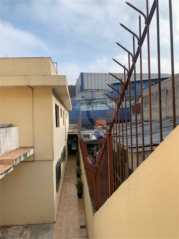 Casa com 7 estúdios - Imirim