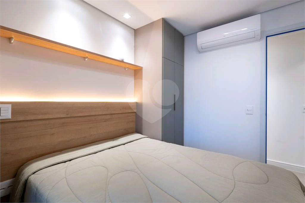 Vista. Design. Localização. E aquele rooftop dos sonhos - 2 suítes, mobiliado