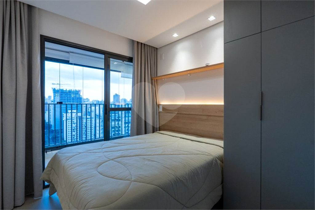 Vista. Design. Localização. E aquele rooftop dos sonhos - 2 suítes, mobiliado