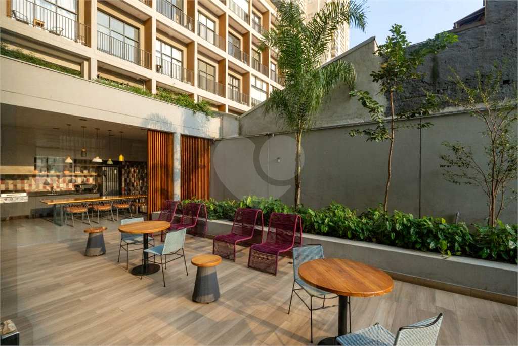 Vista. Design. Localização. E aquele rooftop dos sonhos - 2 suítes, mobiliado