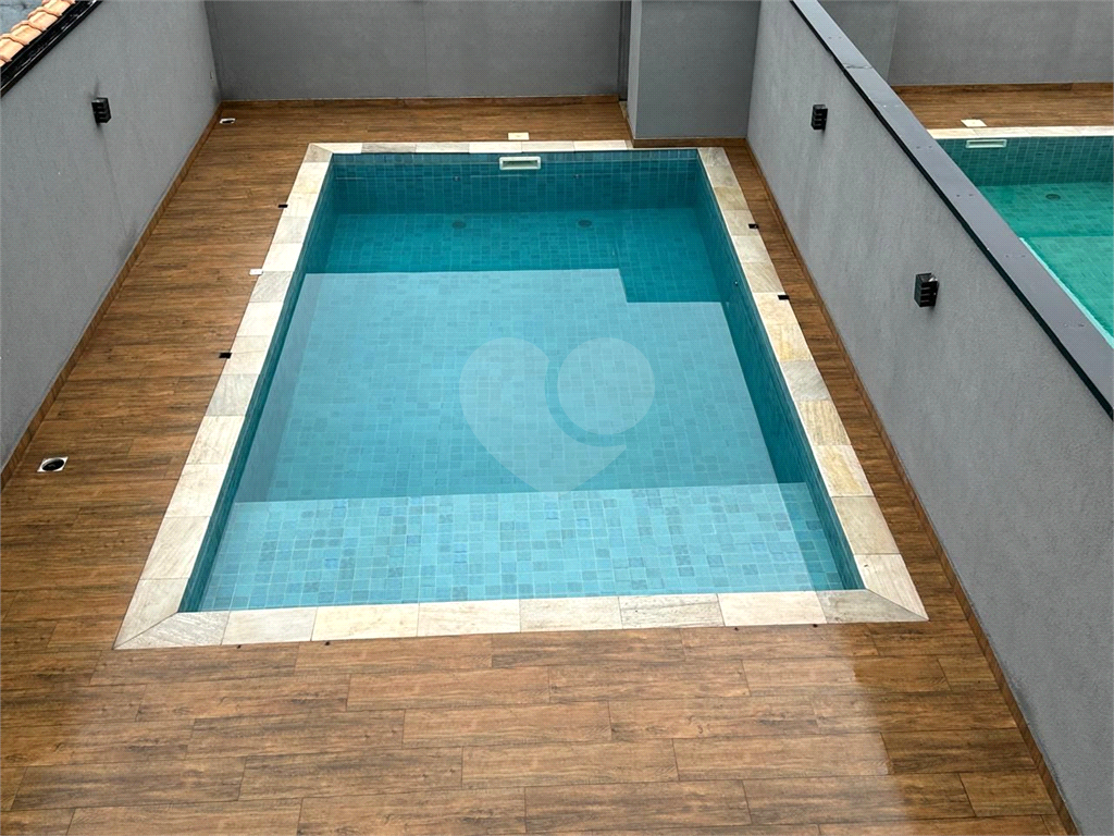 Sobrado na praia condominio fechado 4 suítes e piscina privativa!