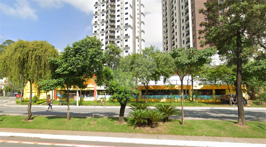 Prédio Comercial com Renda à Venda – Av. Luiz Dumont Villares – Zona Norte/SP
