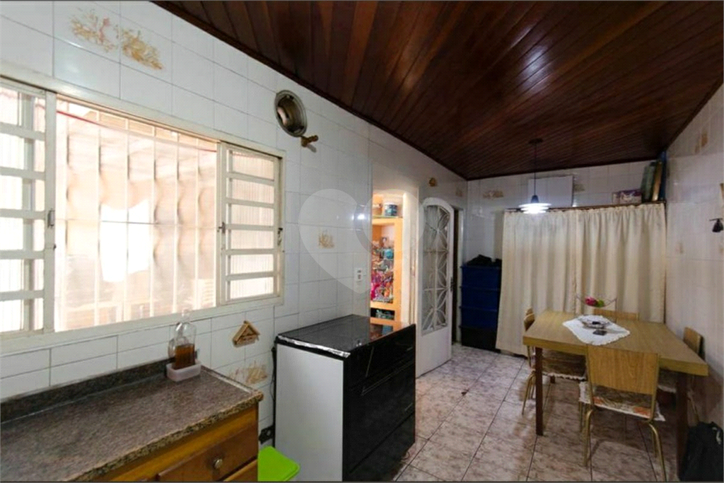 Casa à venda com 80m², 2 quartos e 1 vaga