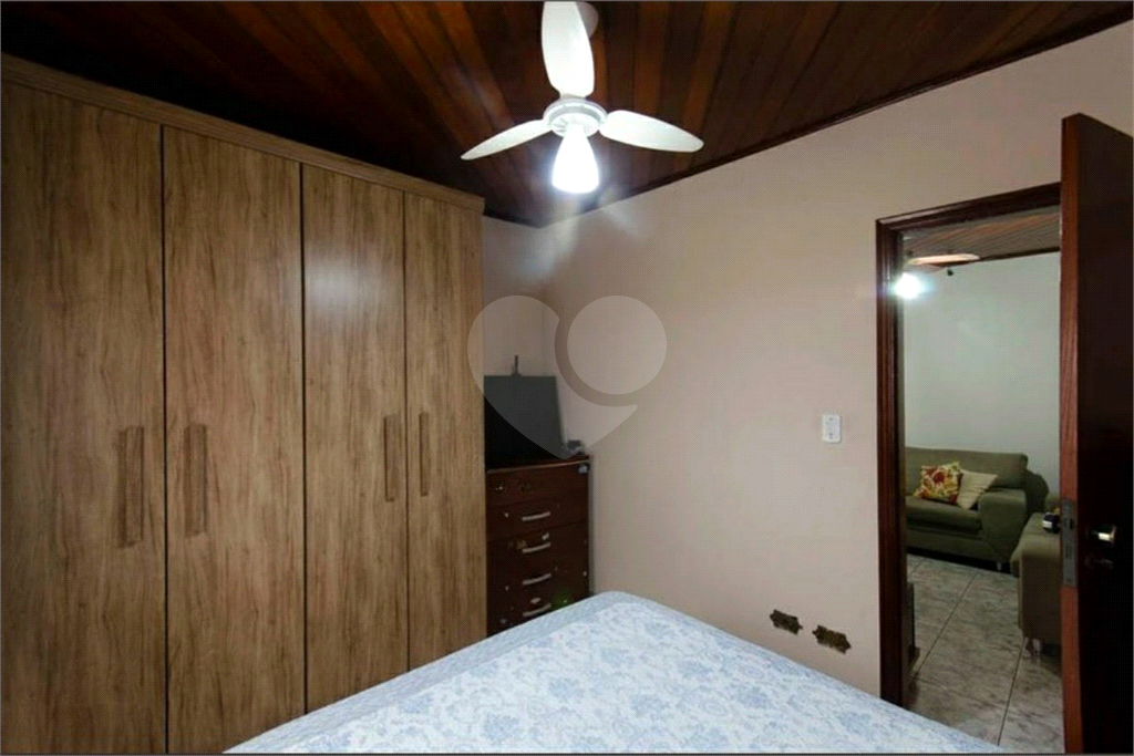 Casa à venda com 80m², 2 quartos e 1 vaga