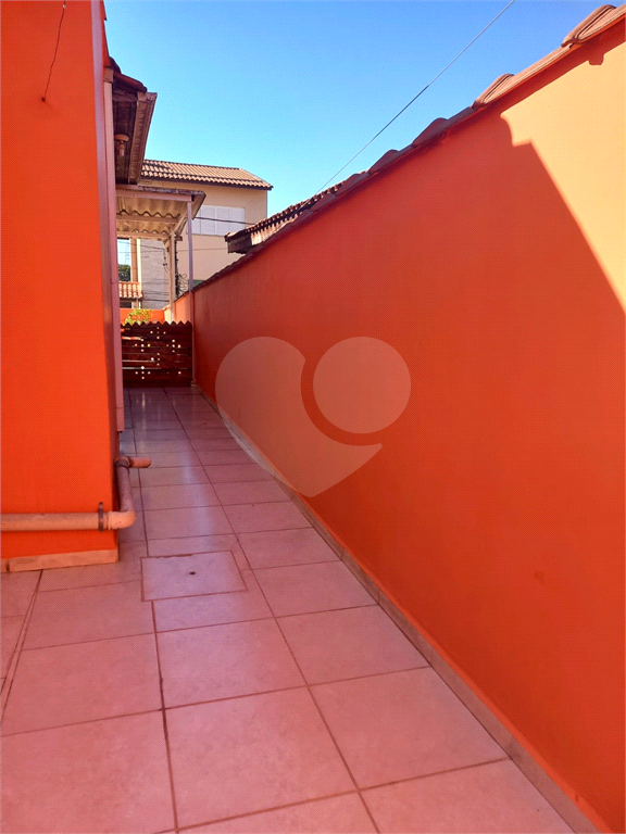 Casa à venda com 80m², 2 quartos e 1 vaga