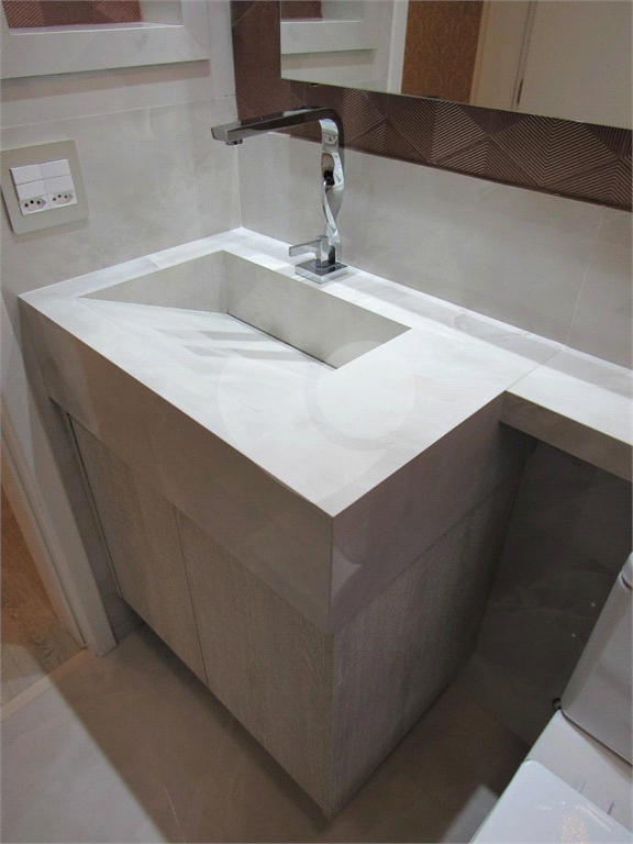 APARTAMENTO em BARRA FUNDA