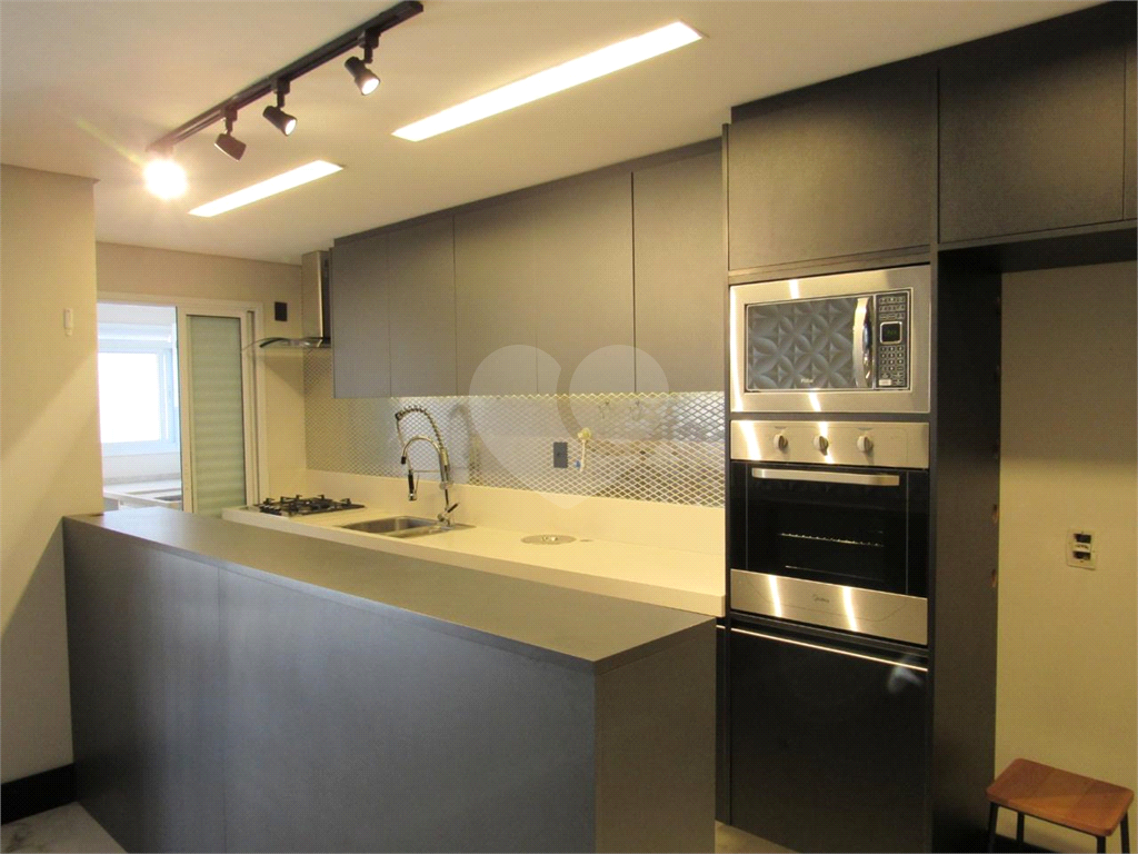 APARTAMENTO em BARRA FUNDA