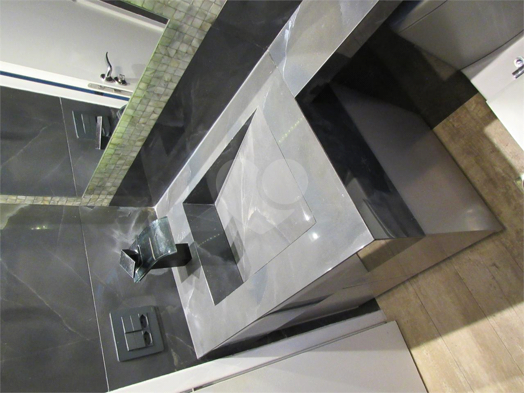 APARTAMENTO em BARRA FUNDA