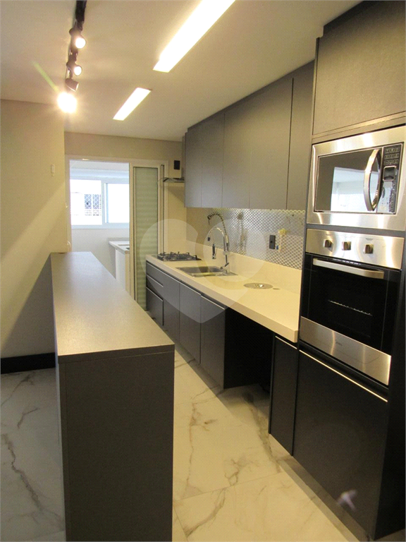 APARTAMENTO em BARRA FUNDA