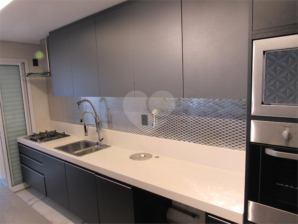 APARTAMENTO em BARRA FUNDA