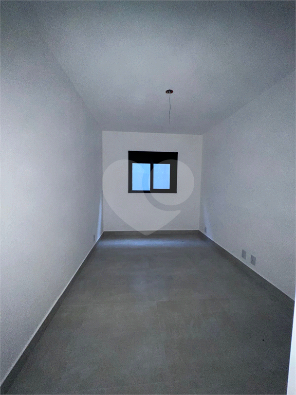 APARTAMENTO em TATUAPÉ