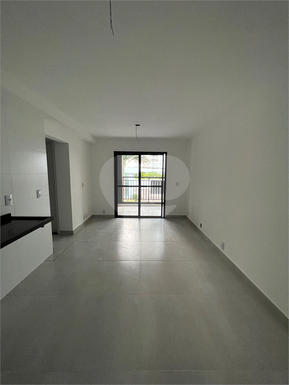 APARTAMENTO em TATUAPÉ