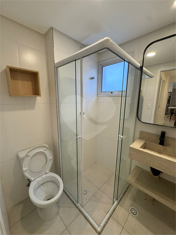 Locação Apartamento com 2 Dormitórios e Sacada – A 500m do Metrô Parada Inglesa *NOVO e mobiliado*