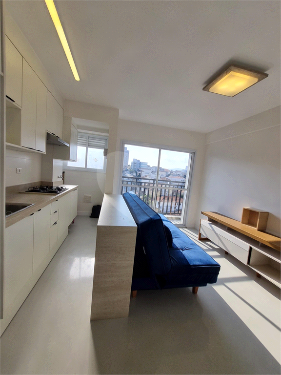 Locação Apartamento com 2 Dormitórios e Sacada – A 500m do Metrô Parada Inglesa *NOVO e mobiliado*