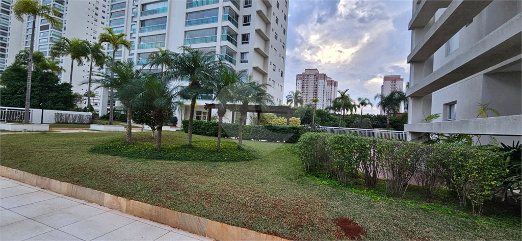 Apartamento à venda na Avenida Escola Politécnica com 3 suítes e 2 vagas - 156 m²