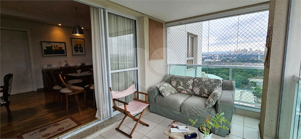 Apartamento à venda na Avenida Escola Politécnica com 3 suítes e 2 vagas - 156 m²