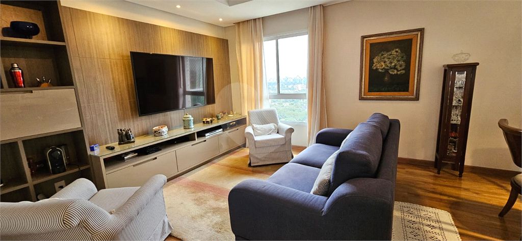 Apartamento à venda na Avenida Escola Politécnica com 3 suítes e 2 vagas - 156 m²