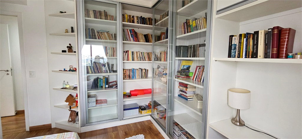 Apartamento à venda na Avenida Escola Politécnica com 3 suítes e 2 vagas - 156 m²