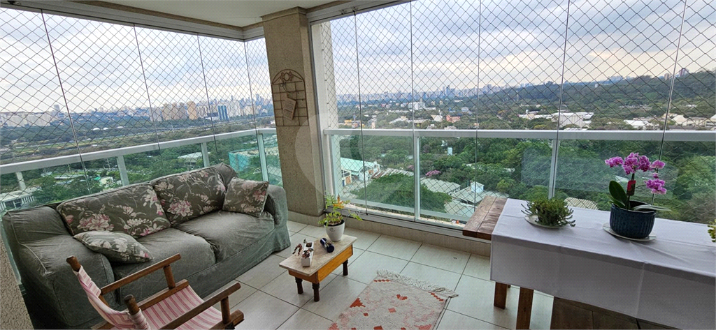 Apartamento à venda na Avenida Escola Politécnica com 3 suítes e 2 vagas - 156 m²