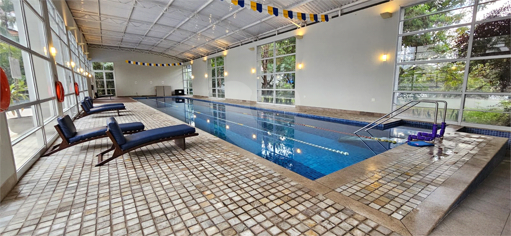 Apartamento à venda na Avenida Escola Politécnica com 3 suítes e 2 vagas - 156 m²