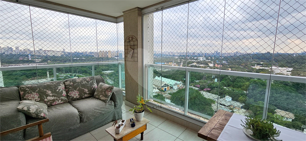 Apartamento à venda na Avenida Escola Politécnica com 3 suítes e 2 vagas - 156 m²