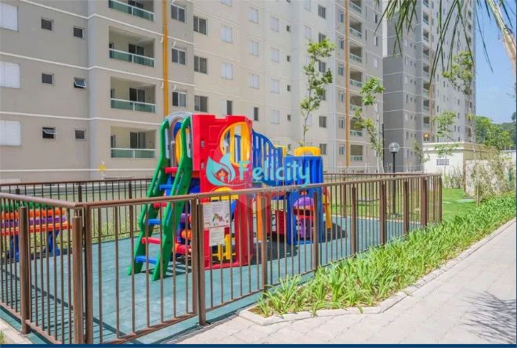 APARTAMENTO em PIRITUBA